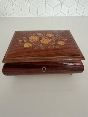 VINTAGE Reuge Inlaid Marquetry Floral Wooden Jewelry Box Made Italy Not Working